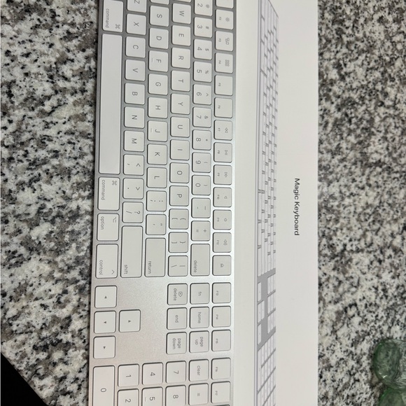 Apple Other - Apple Wireless Keyboard in White and Silver LIKE NEW used for 8 months